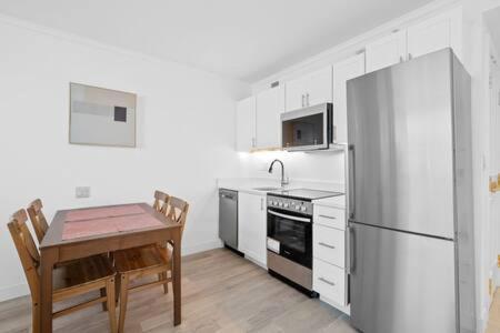 2Br 3Ba Ocean Front Condo On The Boardwalk Cozysuites 애틀랜틱시티 외부 사진